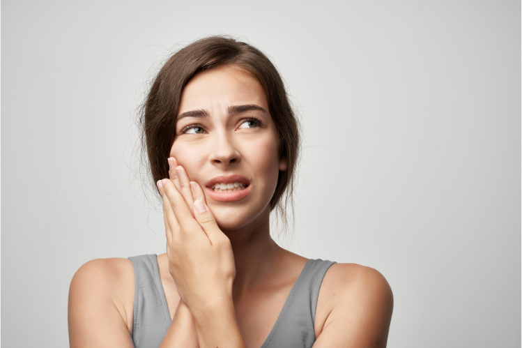 Woman with a toothache