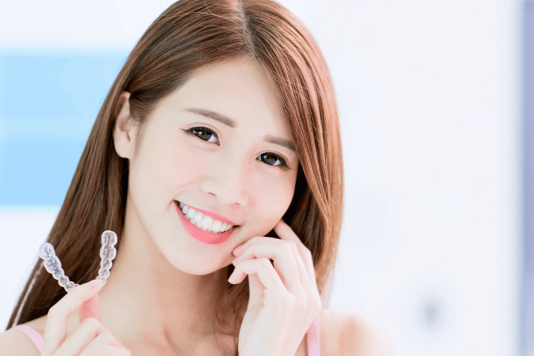  Flawless Smile With Clear Aligners